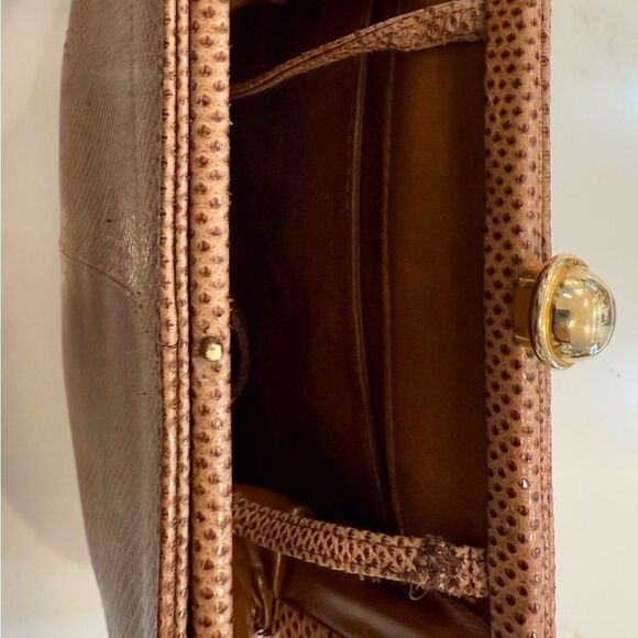 Snakeskin Tan with gold bottom clutch - Picture 4 of 5